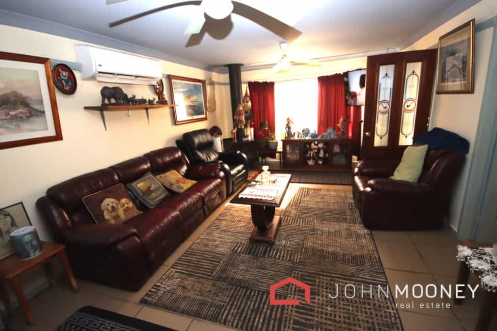 41 Waterview Street, Ganmain NSW 2702, Ganmain - Thumbnail 2