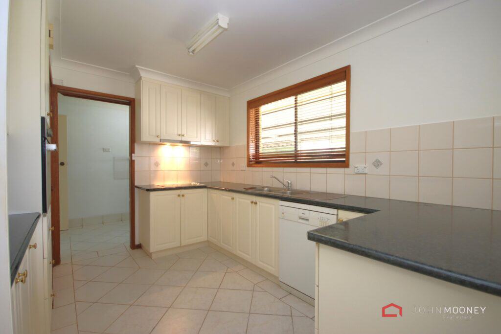 2 Croaker Street, Turvey Park NSW 2650, Turvey Park - Thumbnail 2