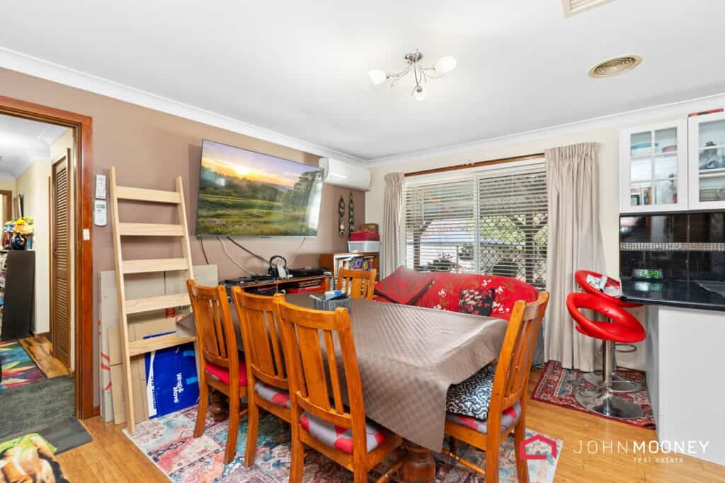 2 Pinaroo Drive, Glenfield Park NSW 2650, Glenfield Park - Thumbnail 5
